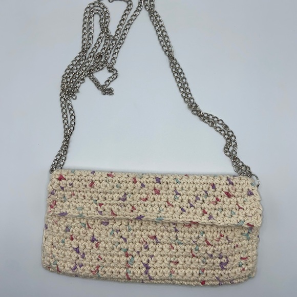 Hand-Knitted Crossbody Bag - Picture 11 of 15